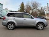 Subaru Forester 2011 года за 5 600 000 тг. в Уральск – фото 2