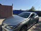 Lexus ES 300h 2018 годаүшін19 000 000 тг. в Астана – фото 5