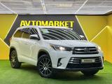 Toyota Highlander 2018 года за 17 500 000 тг. в Астана – фото 3