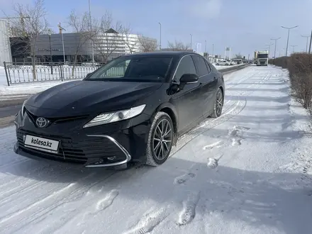 Toyota Camry 2023 года за 18 700 000 тг. в Астана – фото 13