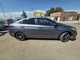 Hyundai Solaris 2017 годаүшін5 900 000 тг. в Уральск – фото 3
