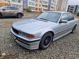 BMW 740 2001 года за 3 000 000 тг. в Талдыкорган – фото 2