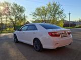 Toyota Camry 2012 года за 8 500 000 тг. в Уральск – фото 3