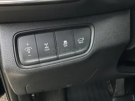Hyundai Santa Fe 2021 года за 13 200 000 тг. в Алматы – фото 12