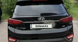 Hyundai Santa Fe 2021 годаүшін13 200 000 тг. в Алматы – фото 4