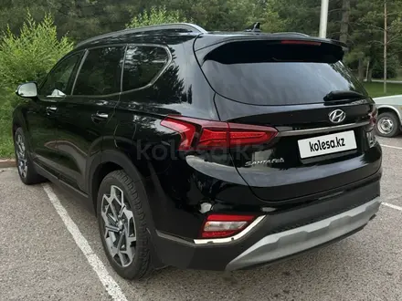 Hyundai Santa Fe 2021 года за 13 200 000 тг. в Алматы – фото 6