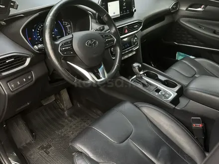 Hyundai Santa Fe 2021 года за 13 200 000 тг. в Алматы – фото 7