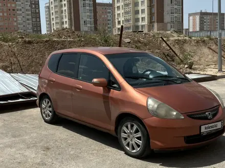 Honda Jazz 2006 года за 3 500 000 тг. в Шымкент – фото 2