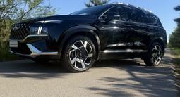 Hyundai Santa Fe 2023 годаүшін15 500 000 тг. в Костанай