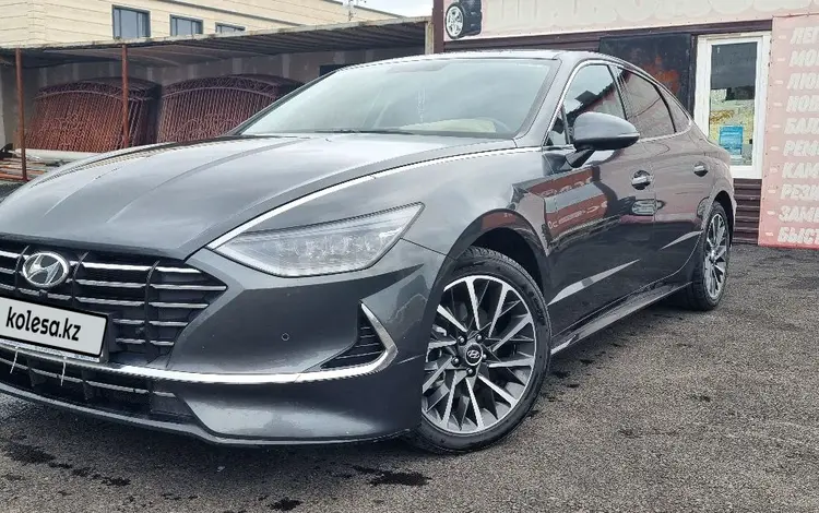 Hyundai Sonata 2022 года за 13 000 000 тг. в Астана