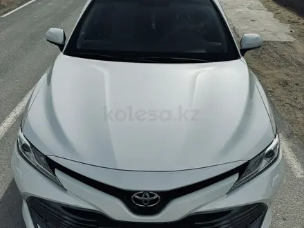 Toyota Camry 2018 года за 14 500 000 тг. в Кызылорда – фото 2