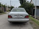 Mercedes-Benz E 220 1993 года за 850 000 тг. в Талгар – фото 5