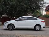 Hyundai Accent 2022 годаүшін6 300 000 тг. в Астана – фото 2