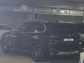 BMW X5 2020 года за 30 000 000 тг. в Астана – фото 2
