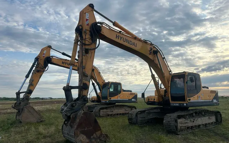 Hyundai  R300LC 2014 годаүшін30 000 000 тг. в Астана