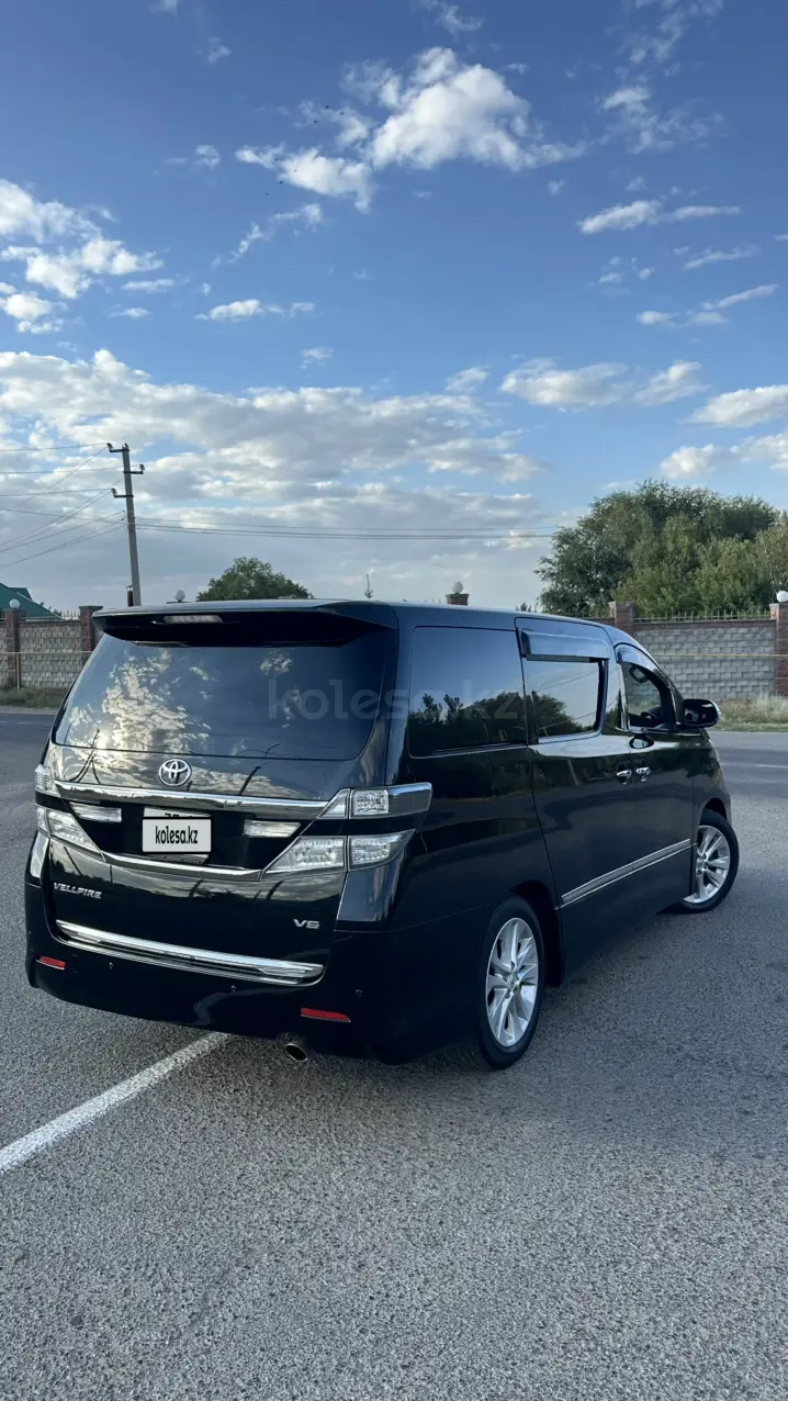 Toyota Vellfire, 2012