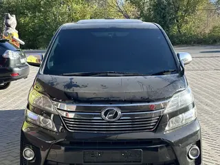 Toyota Vellfire, 2012