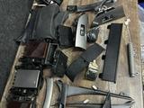 Пороги накладки детали салона зеркало ручка фонарь шторка акпп люк за 25 000 тг. в Алматы