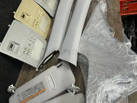 Пороги накладки детали салона зеркало ручка фонарь шторка акпп люк за 25 000 тг. в Алматы – фото 2