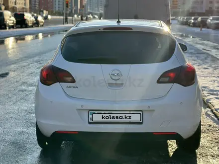 Opel Astra 2012 года за 4 500 000 тг. в Астана – фото 10