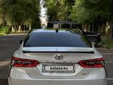 Toyota Camry 2022 года за 12 400 000 тг. в Тараз – фото 4