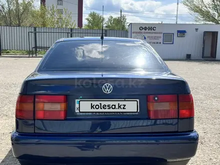 Volkswagen Passat 1994 года за 2 400 000 тг. в Актобе – фото 4