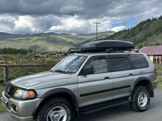 Mitsubishi Montero Sport