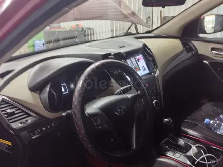 Hyundai Santa Fe 2016 года за 7 777 777 тг. в Алматы – фото 9