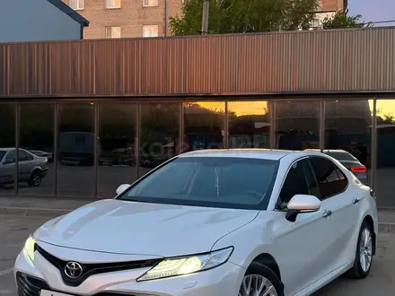 Toyota Camry 2019 года за 14 000 000 тг. в Кокшетау – фото 2