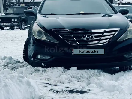 Hyundai Sonata 2010 года за 4 000 000 тг. в Караганда – фото 5