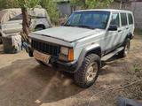 Jeep Cherokee 1993 года за 2 000 000 тг. в Алматы
