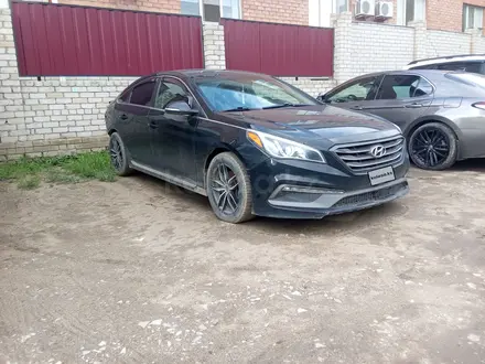 Hyundai Sonata 2016 года за 2 900 000 тг. в Актобе – фото 3