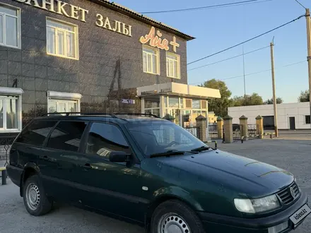 Volkswagen Passat 1996 года за 2 000 000 тг. в Семей – фото 12
