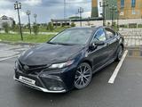 Toyota Camry 2021 годаүшін11 000 000 тг. в Семей