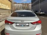 Hyundai Elantra 2015 года за 5 400 000 тг. в Астана – фото 2