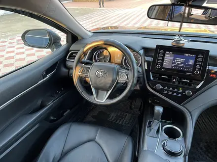 Toyota Camry 2021 года за 13 600 000 тг. в Кокшетау – фото 7