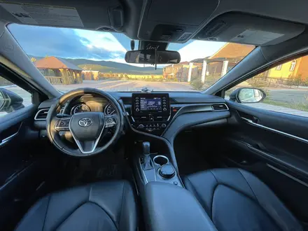 Toyota Camry 2021 года за 13 600 000 тг. в Кокшетау – фото 9