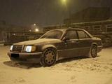 Mercedes-Benz E 200 1991 года за 10 000 тг. в Астана