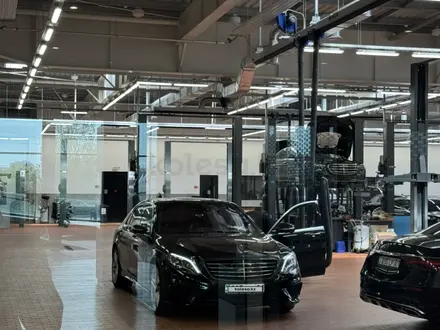 Mercedes-Benz S 63 AMG 2014 года за 24 000 000 тг. в Астана – фото 46