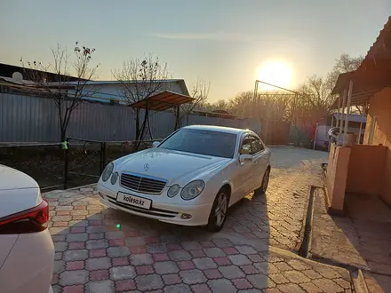 Mercedes-Benz E 320 2004 года за 5 700 000 тг. в Алматы – фото 2