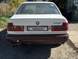 BMW 525 1993 года за 1 500 000 тг. в Риддер – фото 2