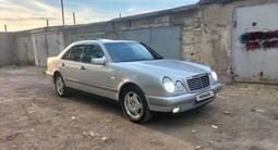 Mercedes-Benz E 220 1998 года за 3 650 000 тг. в Жезказган – фото 3