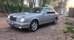 Mercedes-Benz E 220 1998 года за 3 650 000 тг. в Жезказган – фото 5