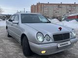 Mercedes-Benz E 230 1997 годаүшін2 400 000 тг. в Петропавловск – фото 4