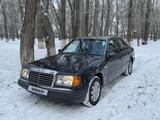 Mercedes-Benz E 200 1992 года за 1 450 000 тг. в Тараз – фото 2