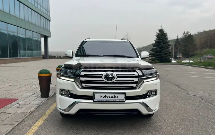 Toyota Land Cruiser 2017 года за 39 000 000 тг. в Актобе