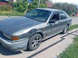 Mitsubishi Galant 1989 года за 600 000 тг. в Есик – фото 3