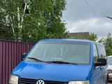 Volkswagen Caravelle 2009 года за 7 700 000 тг. в Аксу
