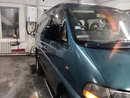 Mitsubishi Delica 1997 года за 2 200 000 тг. в Усть-Каменогорск – фото 2