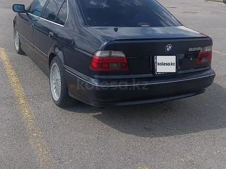 BMW 528 1998 года за 3 500 000 тг. в Алматы – фото 8